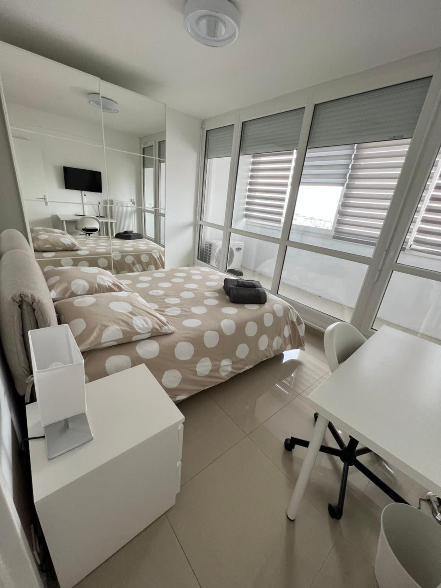 Apartmán Super 4 Pieces Refait A Neuf Villeurbanne Exteriér fotografie